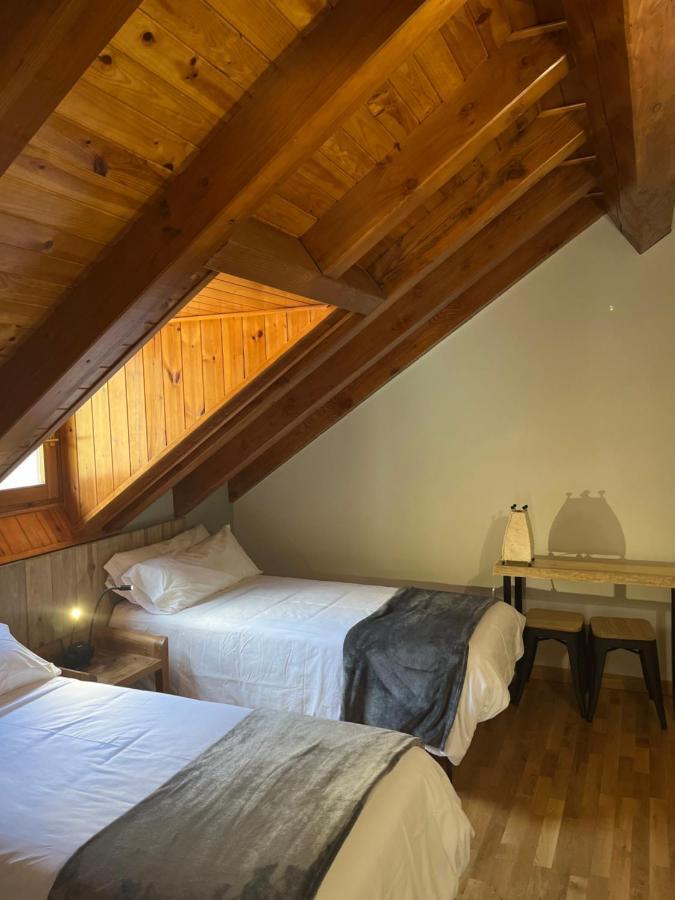 Hotel Els Encantats Espot Exterior photo